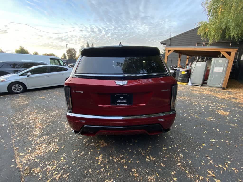 Certified 2026 Cadillac Vistiq Luxury w/ LPO, Floor Liner Package AWD/4WD image 5