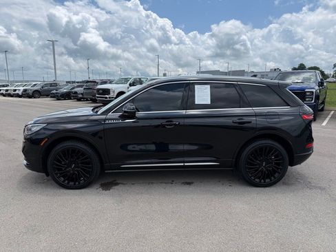 Used 2022 Lincoln Corsair Reserve w/ Equipment Group 201A AWD/4WD image 39