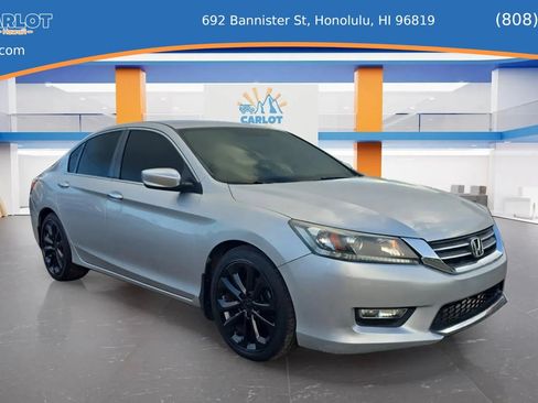 Used 2015 Honda Accord Sport image 5