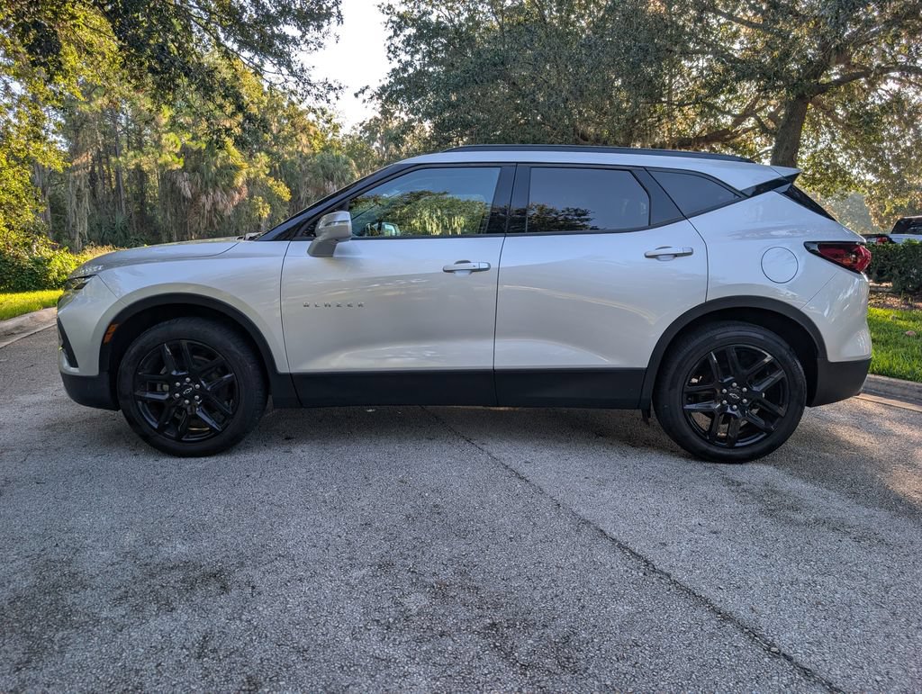 Used 2019 Chevrolet Blazer LT w/ Sound & Technology Package FWD image 5