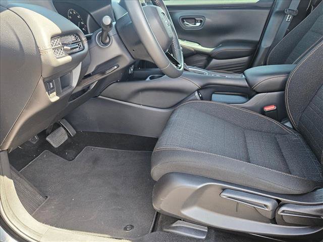 Used 2023 Honda HR-V Sport image 15