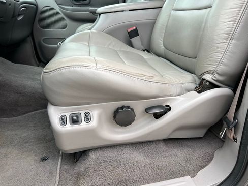 Used 2002 Ford F150 XLT image 15