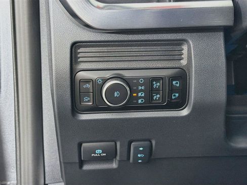 Used 2025 Ford F250 Lariat w/ Lariat Ultimate Package AWD/4WD image 17