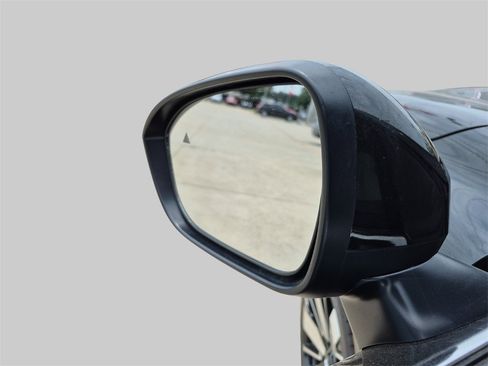 New 2025 Mitsubishi Outlander SEL image 12