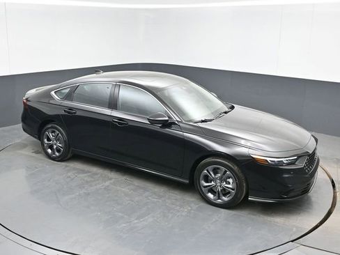 New 2026 Honda Accord EX-L image 1
