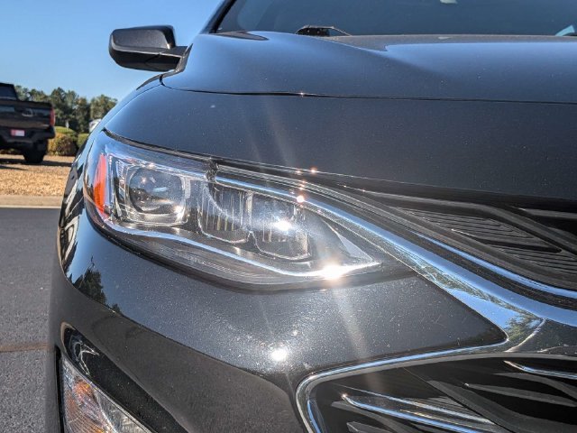 Used 2024 Chevrolet Malibu LT FWD image 11