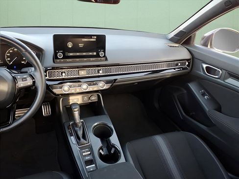 Used 2024 Honda Civic Sport image 9