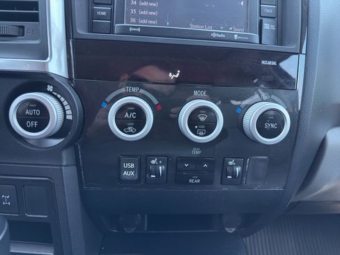 Used 2019 Toyota Sequoia SR5 w/ Premium Package AWD/4WD image 20