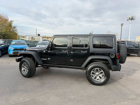 Used 2015 Jeep Wrangler Unlimited Rubicon w/ Connectivity Group image 4