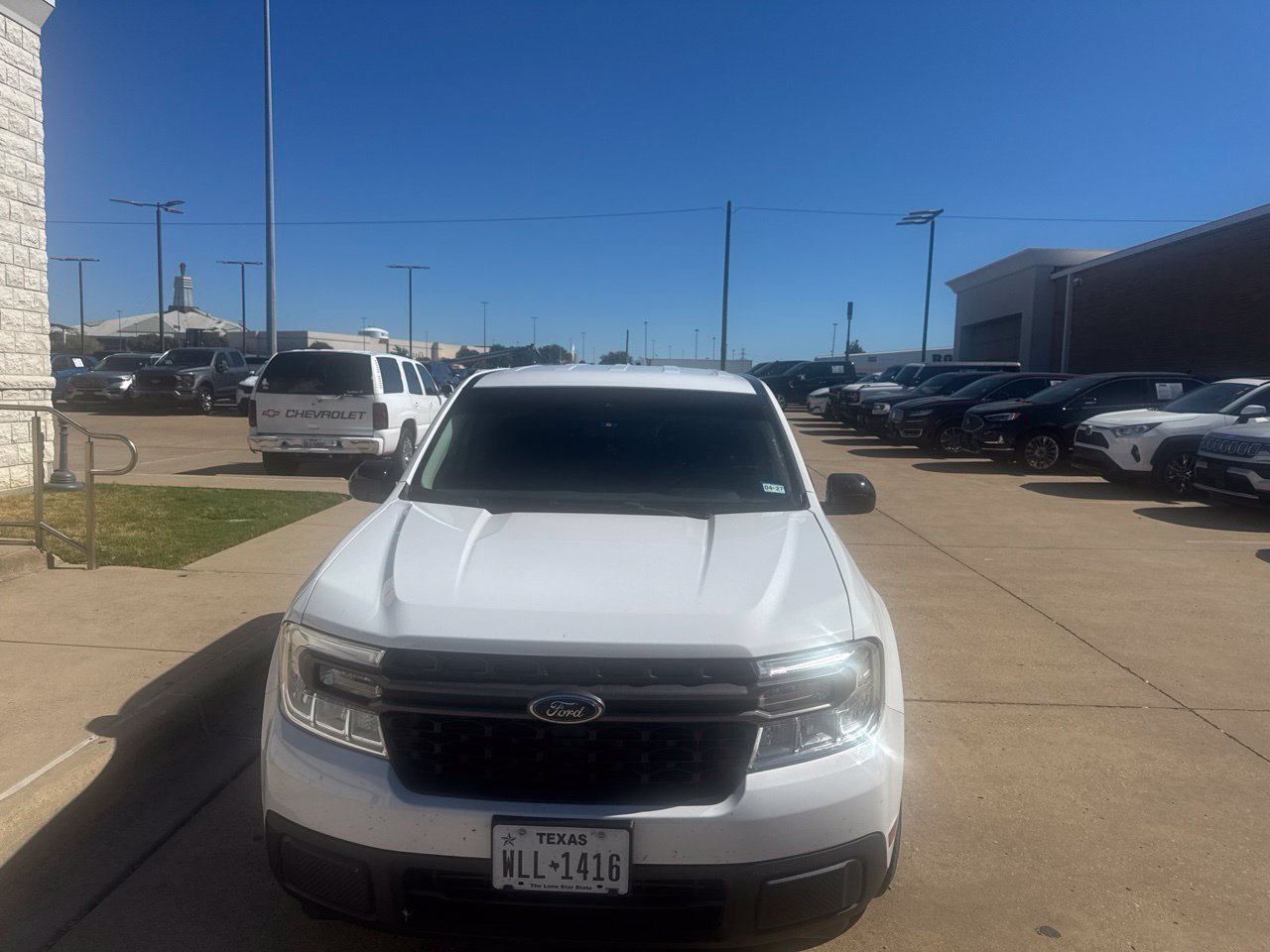 Used 2024 Ford Maverick XLT AWD/4WD image 2