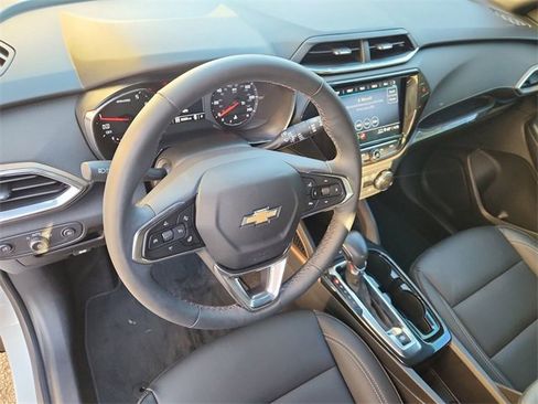 Used 2023 Chevrolet TrailBlazer ACTIV w/ Convenience Package image 10