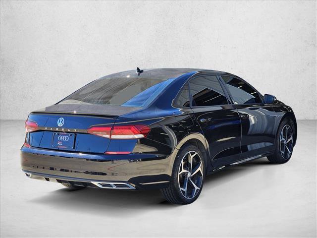 Used 2021 Volkswagen Passat 2.0T R-Line FWD image 4