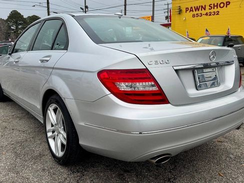 Used 2013 Mercedes-Benz C 300 4MATIC Sedan image 3