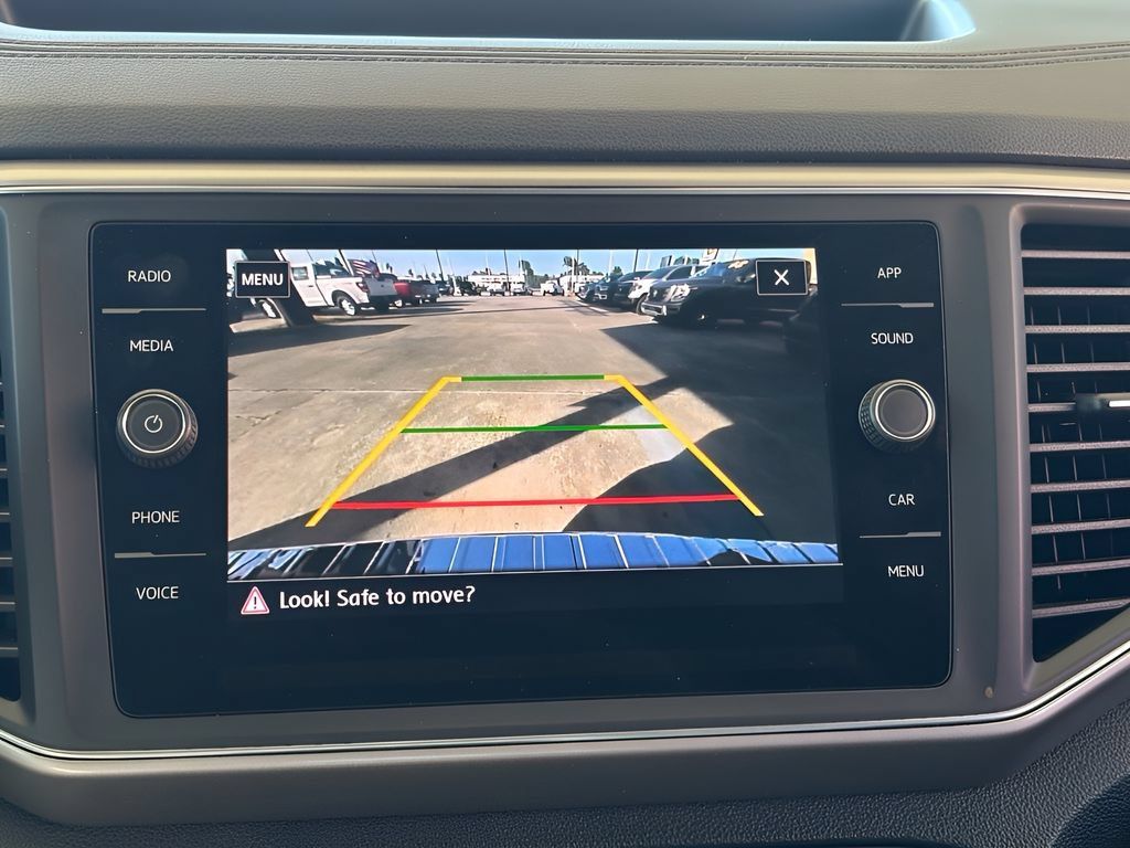 Used 2019 Volkswagen Atlas SE w/ Panoramic Sunroof Package FWD image 5