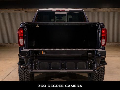 Used 2022 GMC Sierra 1500 Elevation w/ Elevation Premium Package image 9