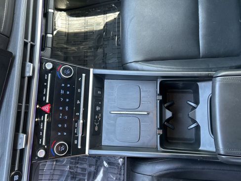 Used 2024 Hyundai Santa Fe Limited image 17