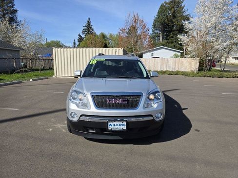 Used 2010 GMC Acadia SLT w/ Technology Package AWD/4WD image 2