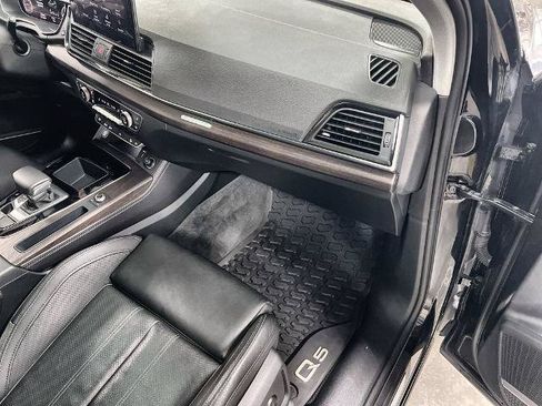 Used 2023 Audi Q5 2.0T Premium Plus w/ Premium Plus Package AWD/4WD image 31