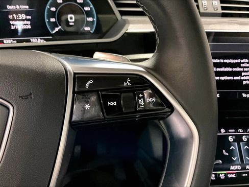 Certified 2024 Audi Q8 e-tron Premium Plus w/ Premium Plus Package image 20