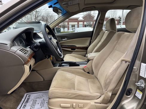 Used 2010 Honda Accord EX image 17