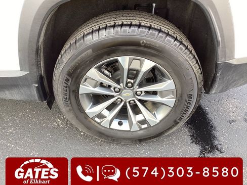 Used 2025 Chevrolet Equinox LT image 30