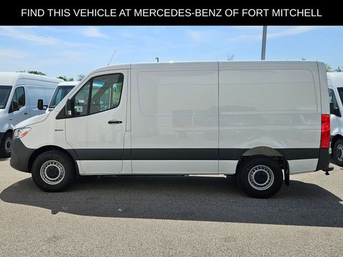 New 2025 Mercedes-Benz eSprinter 144 Cargo image 4