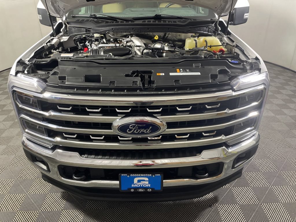 Used 2023 Ford F250 Lariat AWD/4WD image 26