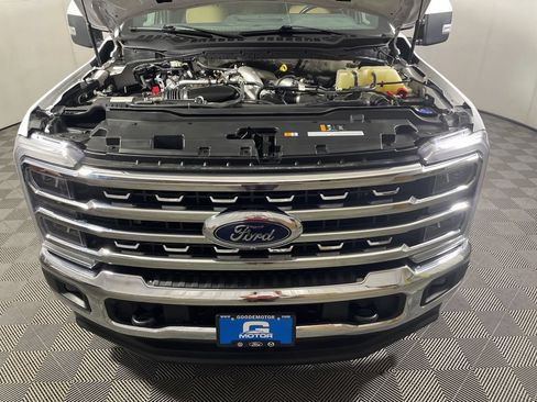 Used 2023 Ford F250 Lariat AWD/4WD image 26