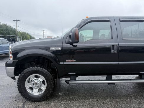 Used 2006 Ford F350 Lariat AWD/4WD image 9