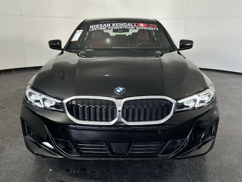 Used 2025 BMW 330i Sedan w/ Premium Package RWD image 3