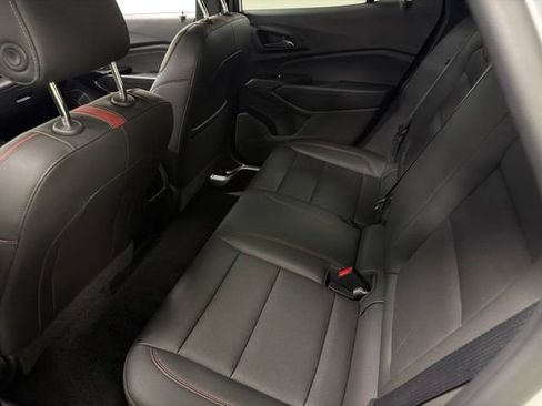 Used 2025 Chevrolet Trax RS w/ Driver Confidence Package FWD image 13