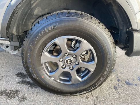 Used 2025 Ford Bronco Big Bend image 15