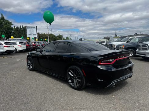 Used 2019 Dodge Charger GT RWD image 5