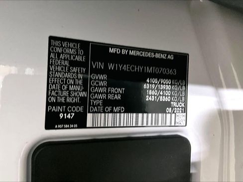 Used 2021 Mercedes-Benz Sprinter 2500 image 30