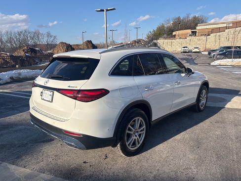 Certified 2023 Mercedes-Benz GLC 300 GLC 300 image 3