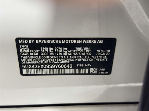 Used 2025 BMW X6 M60i w/ Parking Assistance Package image 16