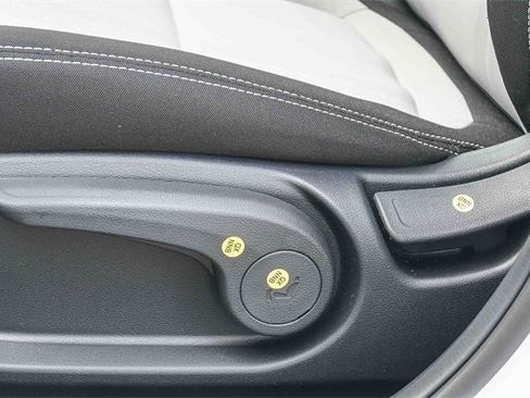 New 2026 Hyundai Venue SEL image 21