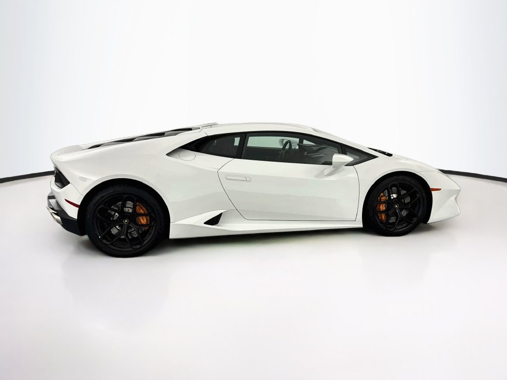 Used 2017 Lamborghini Huracan LP 580-2 RWD image 4