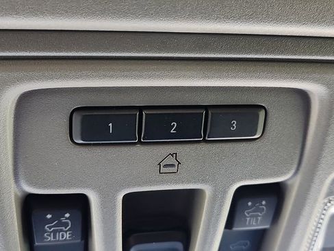 Used 2020 GMC Sierra 1500 SLT AWD/4WD image 19