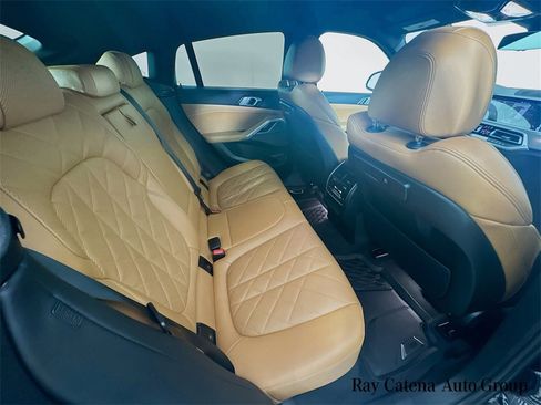 Certified 2023 BMW X6 xDrive40i w/ M Sport Package image 29