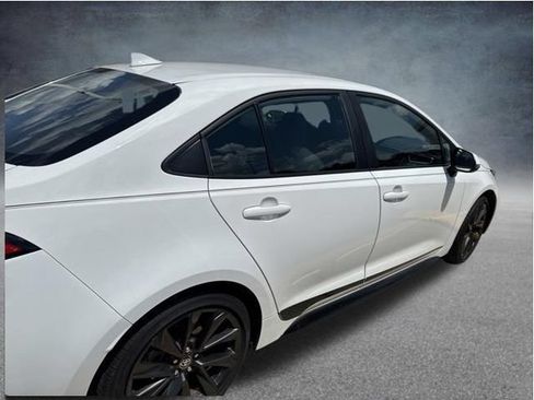Used 2024 Toyota Corolla SE FWD image 8