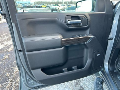 Used 2020 Chevrolet Silverado 1500 RST image 14