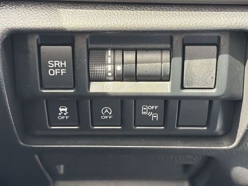 Certified 2023 Subaru Crosstrek 2.5i Limited w/ Moonroof Package image 21