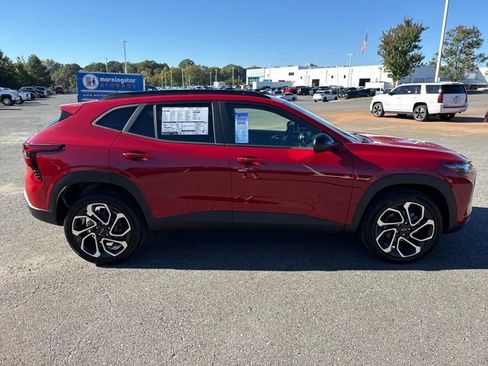 New 2026 Chevrolet Trax RS w/ Driver Confidence Package image 6