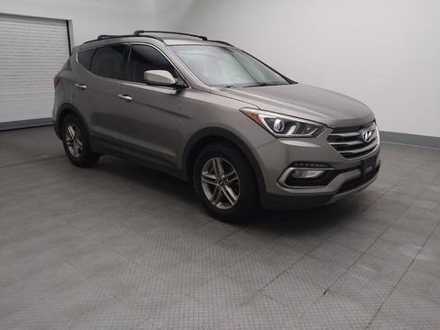 Used 2017 Hyundai Santa Fe Sport image 11