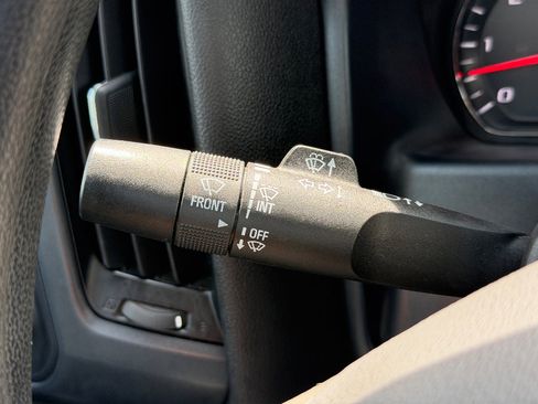 Used 2018 GMC Sierra 2500 4x4 Regular Cab image 7
