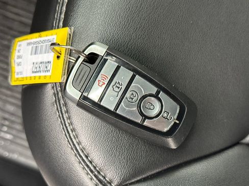 Used 2024 Ford Explorer XLT w/ Equipment Group 202A image 30