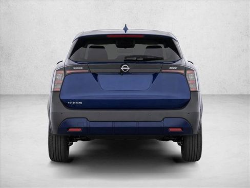 Used 2025 Nissan Kicks SV FWD image 6