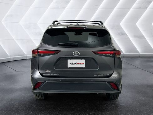 Used 2024 Toyota Highlander Limited image 5