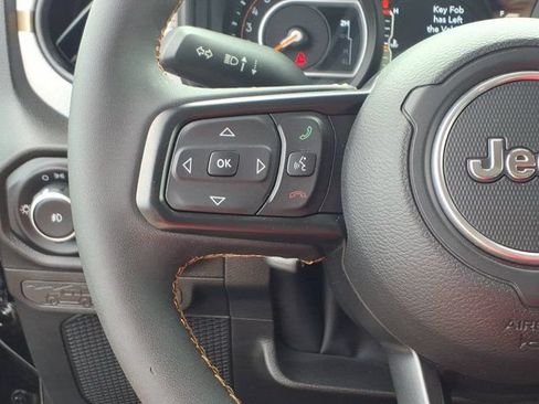 Used 2024 Jeep Wrangler Sport AWD/4WD image 17